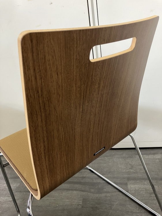 オカムラモノスシリーズ スタッキングチェア4脚セット 商品画像7