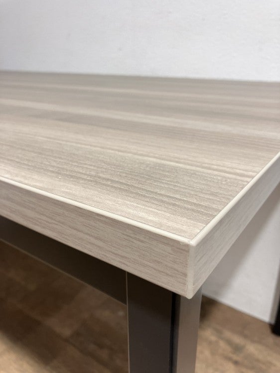 オカムラライブスシリーズ ミーティングテーブル 商品画像2