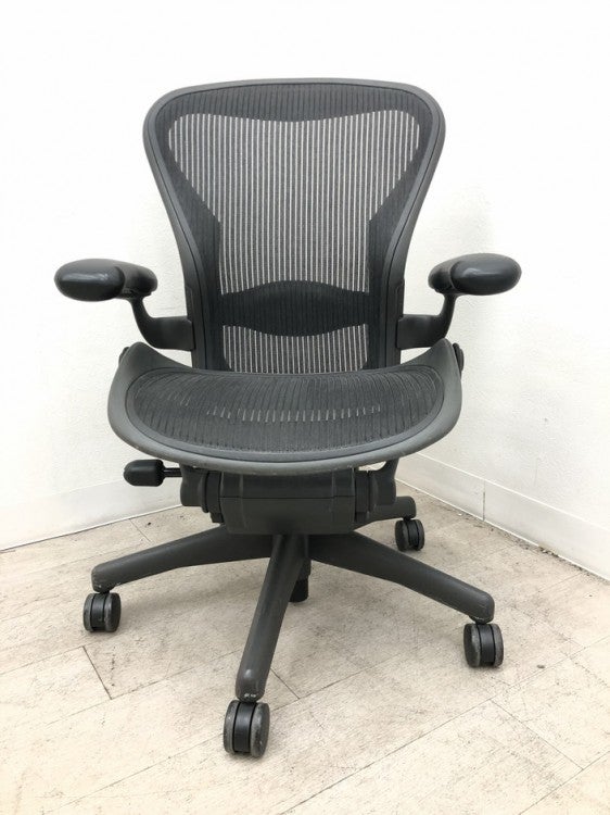 HermanMiller（ハーマンミラー）アーロンチェア 固定肘付アーロンチェア 商品画像2