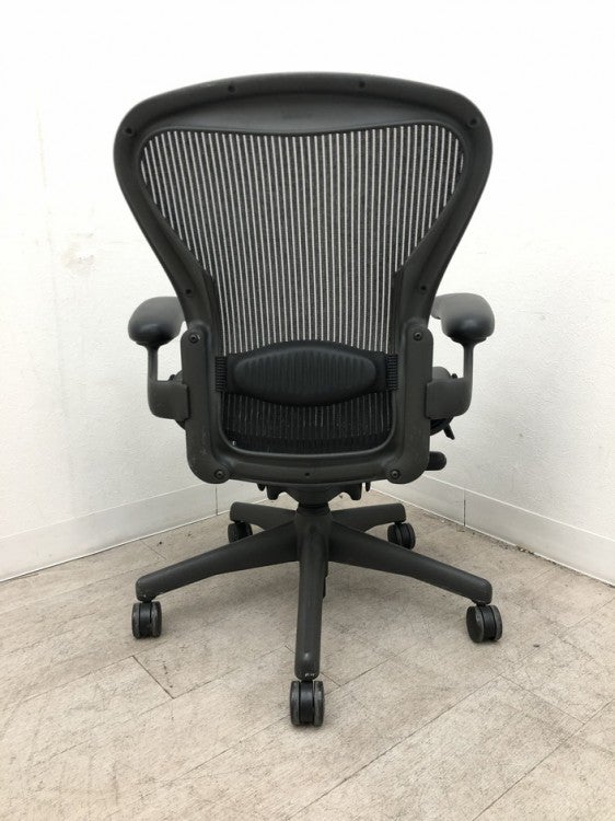 HermanMiller（ハーマンミラー）アーロンチェア 固定肘付アーロンチェア 商品画像4