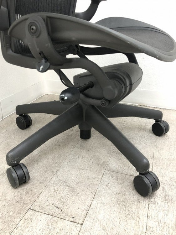 HermanMiller（ハーマンミラー）アーロンチェア 固定肘付アーロンチェア 商品画像10