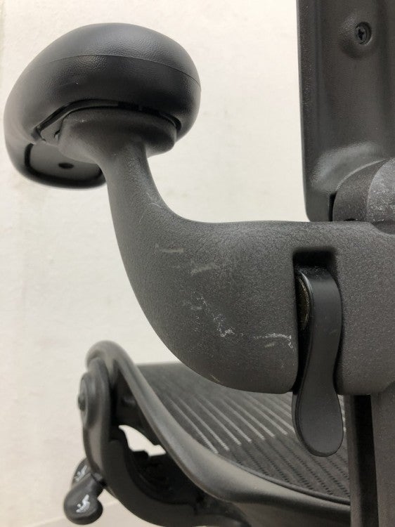 HermanMiller（ハーマンミラー）アーロンチェア 可動肘付アーロンチェア 商品画像12