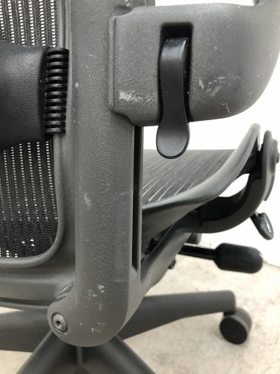 HermanMiller（ハーマンミラー）アーロンチェア 可動肘付アーロンチェア 商品画像16