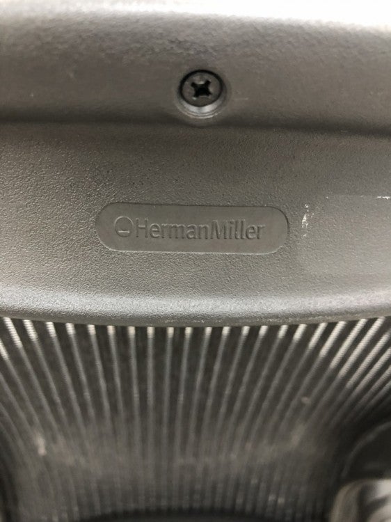 HermanMiller（ハーマンミラー）アーロンチェア 可動肘付アーロンチェア 商品画像18