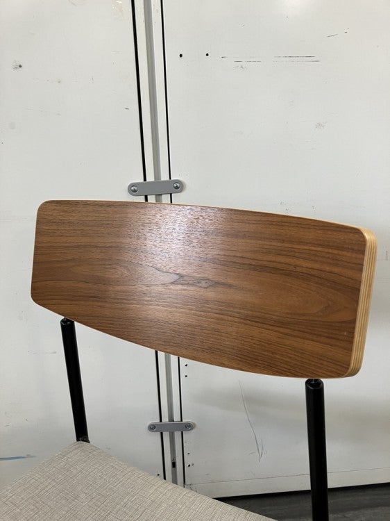 Oliverスタッキングチェア4脚セット 商品画像4