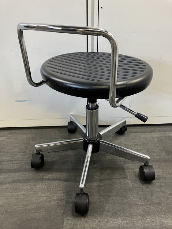 導電性チェア 商品画像2