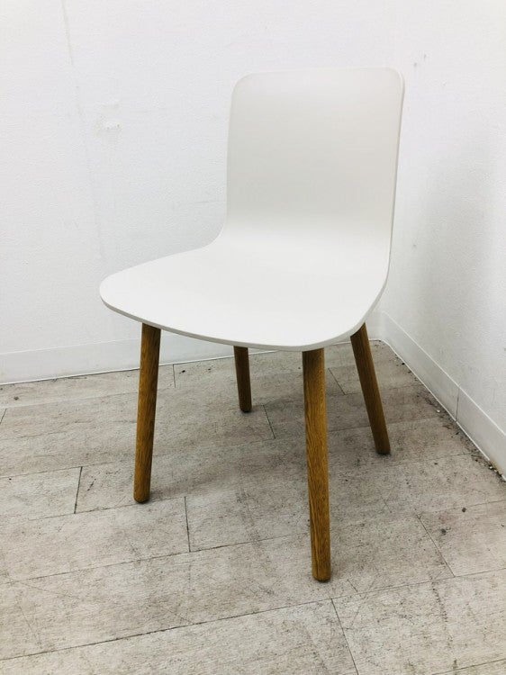 Vitra（ヴィトラ）ハルウッド（HAL Wood）シリーズ ハルウッドチェア 商品画像1