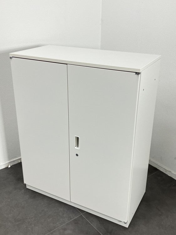 イトーキシンラインシリーズ 両開き書庫 商品画像1