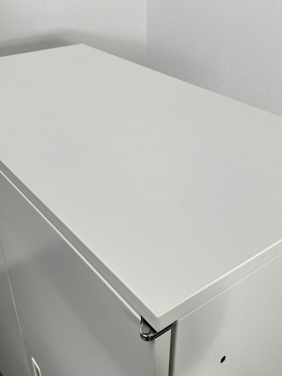 イトーキシンラインシリーズ 両開き書庫 商品画像3