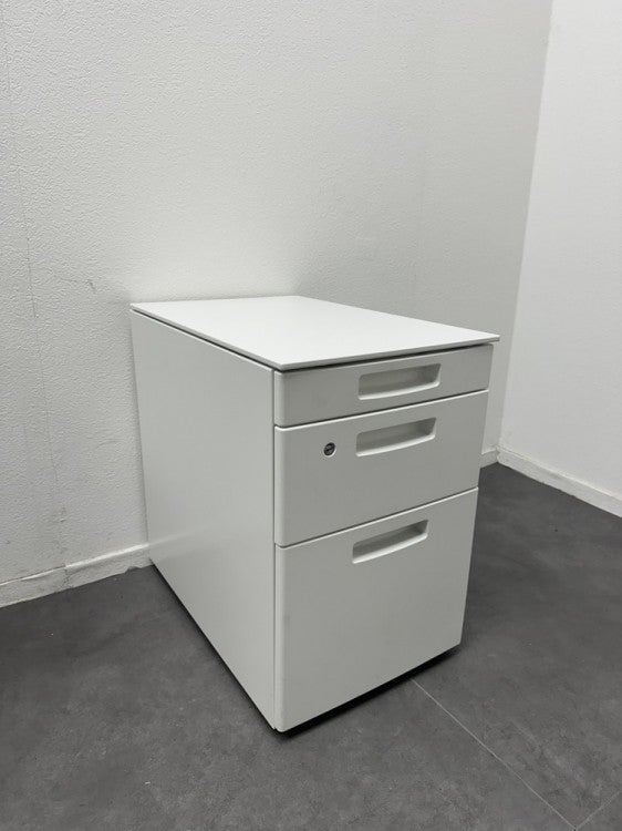 コクヨインベントシリーズ インワゴン 商品画像1