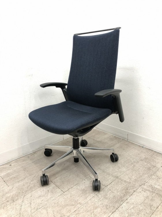 オカムラmode(モード)シリーズ 可動肘付モードチェア 商品画像1