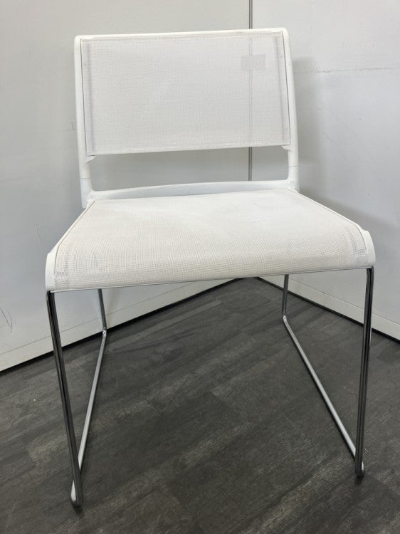 Wilkhahn（ウィルクハーン）エーライン（Aline）シリーズ スタッキングチェア 商品画像2