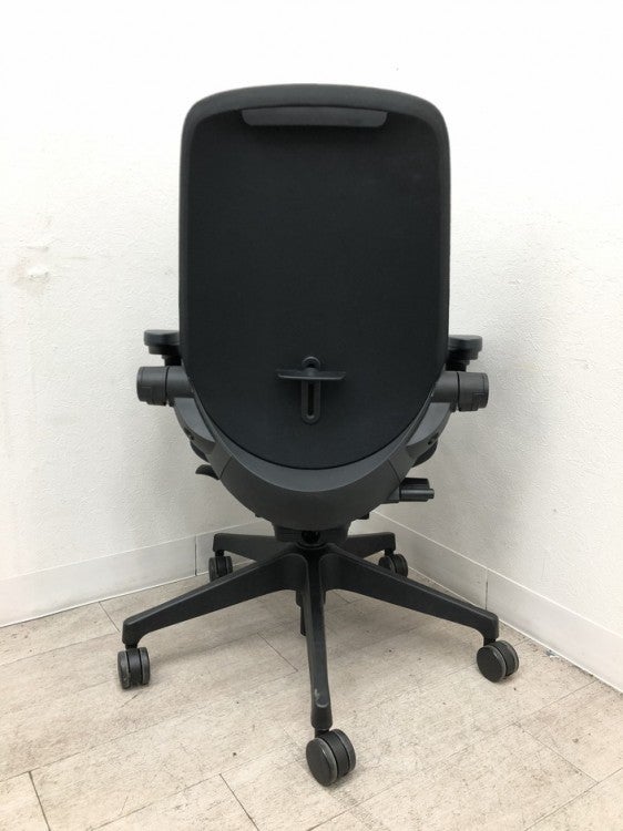 イトーキノート(nort)チェア 可動肘付ノートチェア 商品画像4