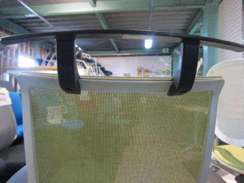 コクヨミトラチェア ハンガー付き肘付きミトラチェア 商品画像8