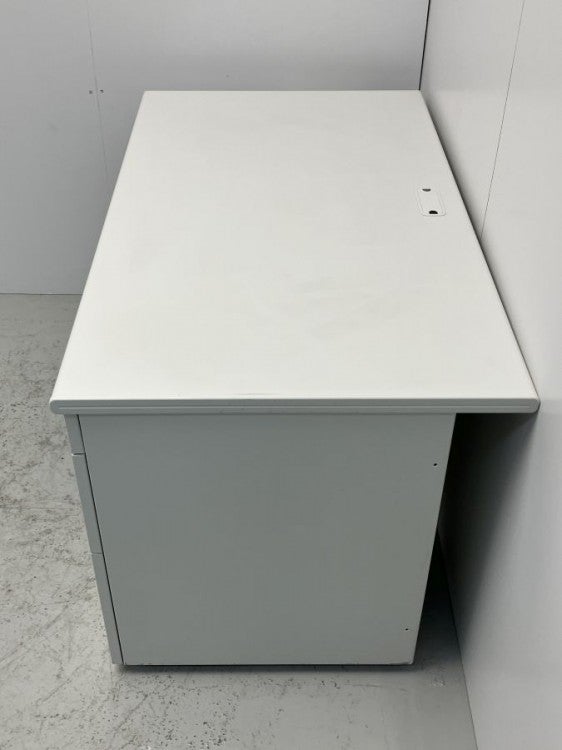 プラスフラットラインシリーズ 1200片袖デスク 商品画像3