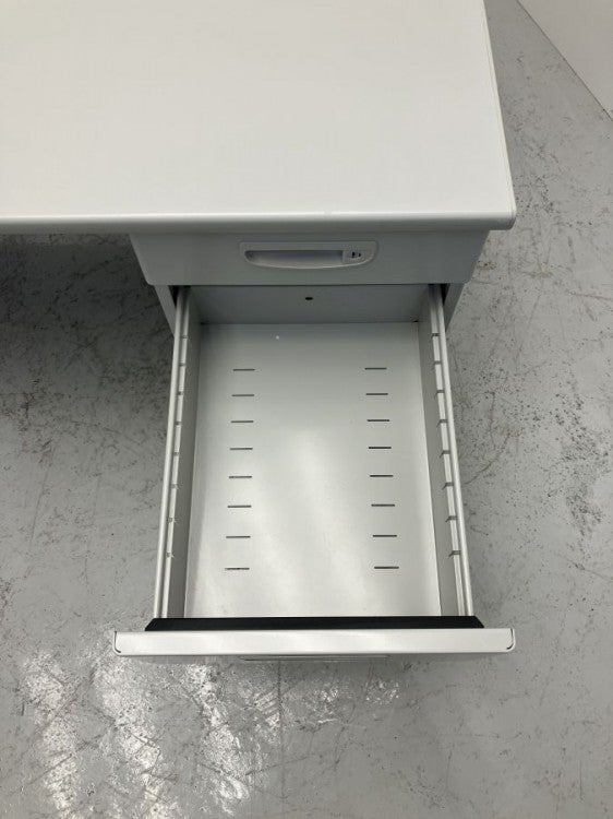 ナイキNEDシリーズ 1100片袖デスク 商品画像10
