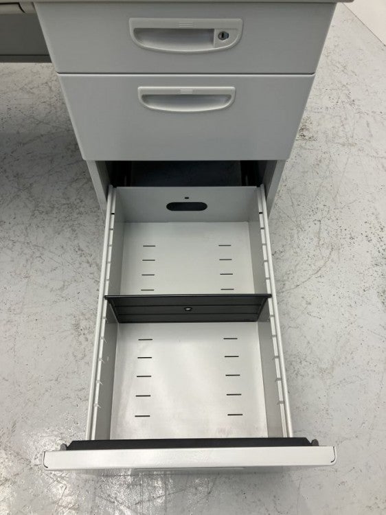 ナイキNEDシリーズ 1100片袖デスク 商品画像11