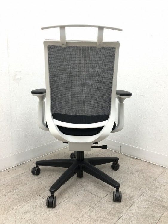 コクヨミトラチェア 可動肘付付ミトラチェア 商品画像4