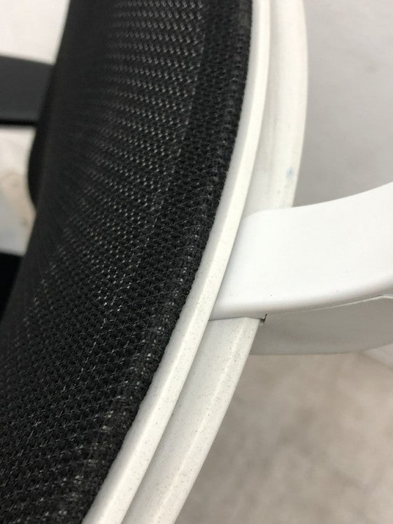 コクヨミトラチェア 可動肘付付ミトラチェア 商品画像7