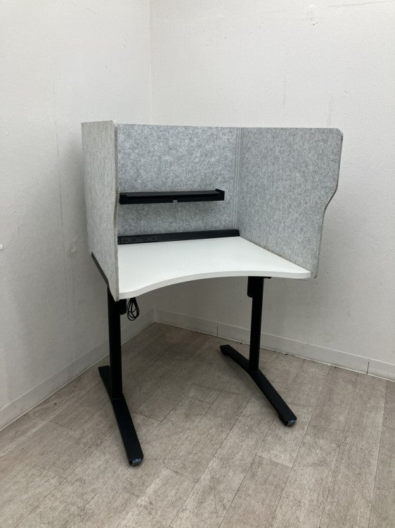 コクヨTINY-CUBE（タイニーキューブ）シリーズ パーソナルワークブース 商品画像1