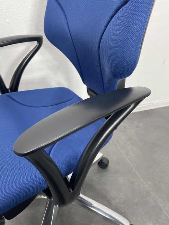 ジロフレックスgiroflex64シリーズ 固定肘付ジロフレックス64チェア 商品画像6