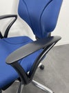 ジロフレックスgiroflex64シリーズ 固定肘付ジロフレックス64チェア 商品画像6