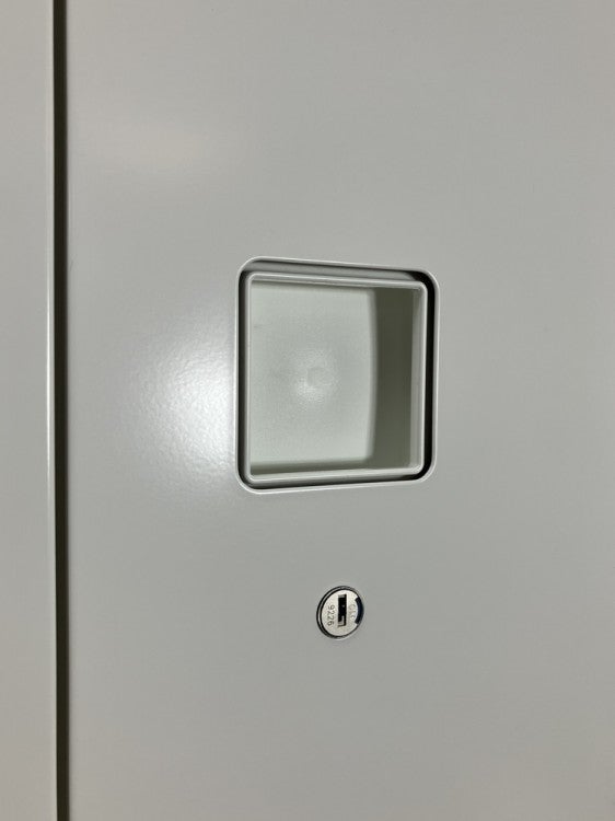 オカムラレクトラインシリーズ 両開きクリアトレー上下書庫 商品画像4