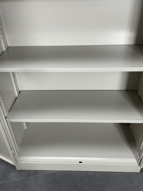コクヨ保管庫浅型シリーズ 両開き書庫 商品画像9