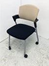 コクヨプロッティシリーズ ミーティングチェアチェア 商品画像3