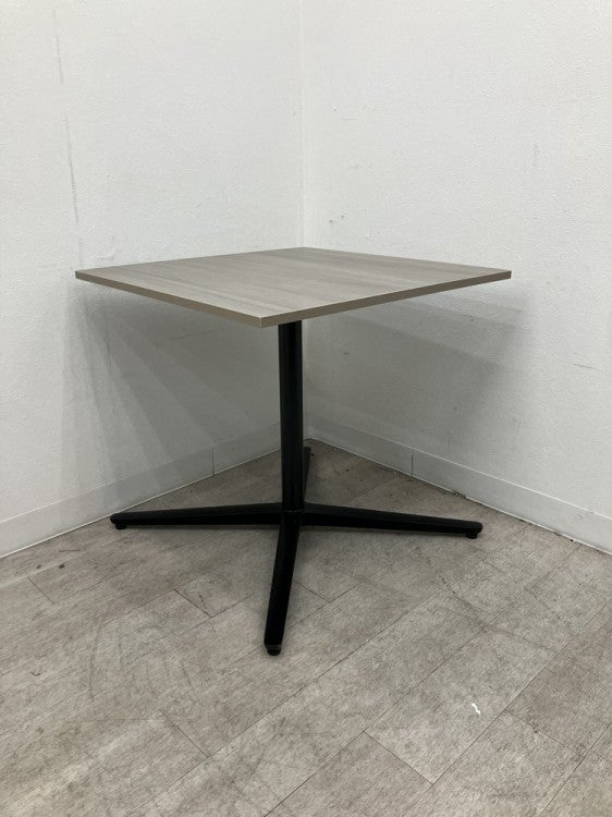 ウチダ（内田洋行）ニュートシリーズ 角テーブル 商品画像1