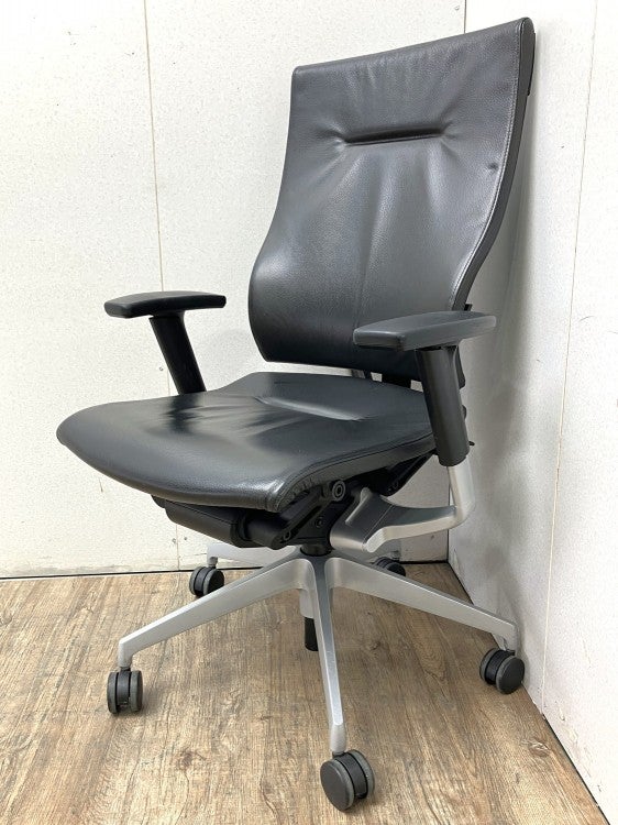 イトーキ 可動肘付スピーナチェア KE-717LE-Z5T1 | 無限堂ネットショップ