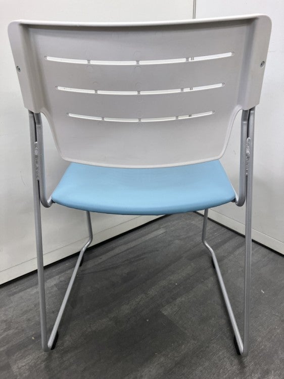 イトーキEleck SCシリーズ スタッキングチェア 商品画像4
