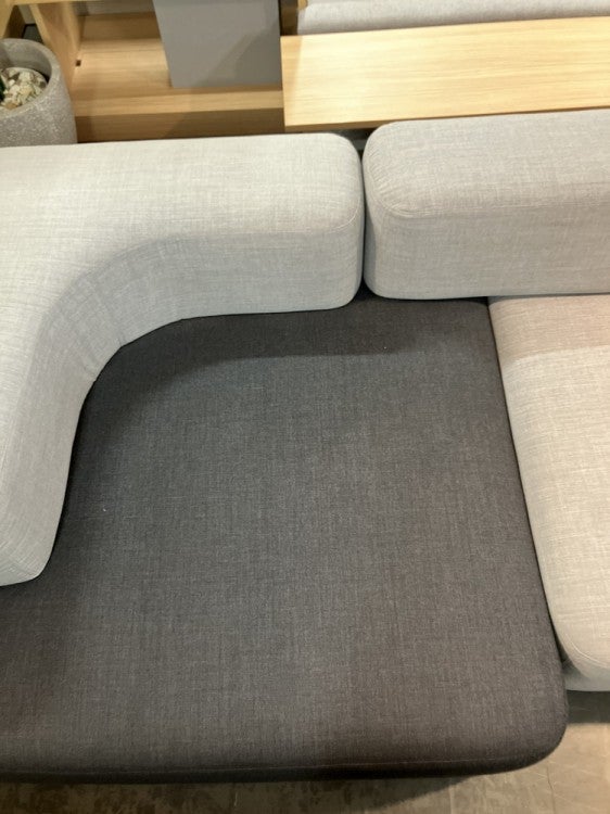 フリッツ・ハンセン(Fritz Hansen)アルファベットソファ2シーター 商品画像4