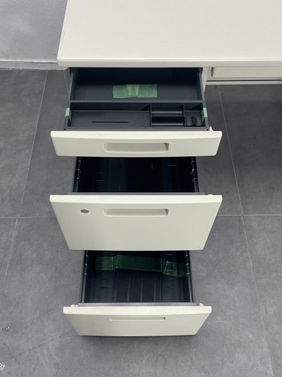 コクヨEKシリーズ 1400両袖デスク 商品画像11