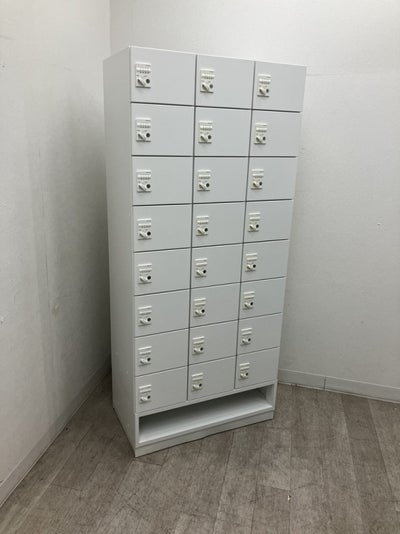 コクヨEDIA(エディア)シリーズ 24人用貴重品ロッカー 商品画像1
