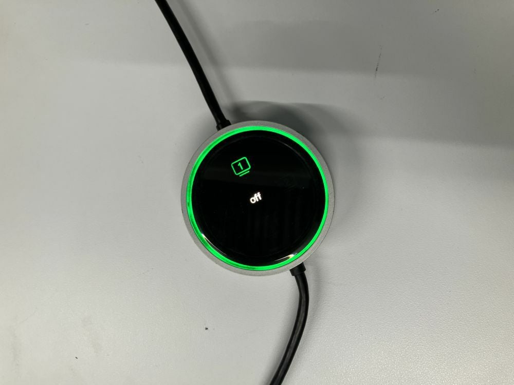 スチールケースメディアスケープシリーズ 2140ハイテーブル+50インチディスプレイセット 商品画像7