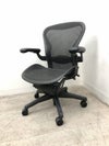HermanMiller（ハーマンミラー）アーロンチェア 可動肘付アーロンチェア 商品画像1