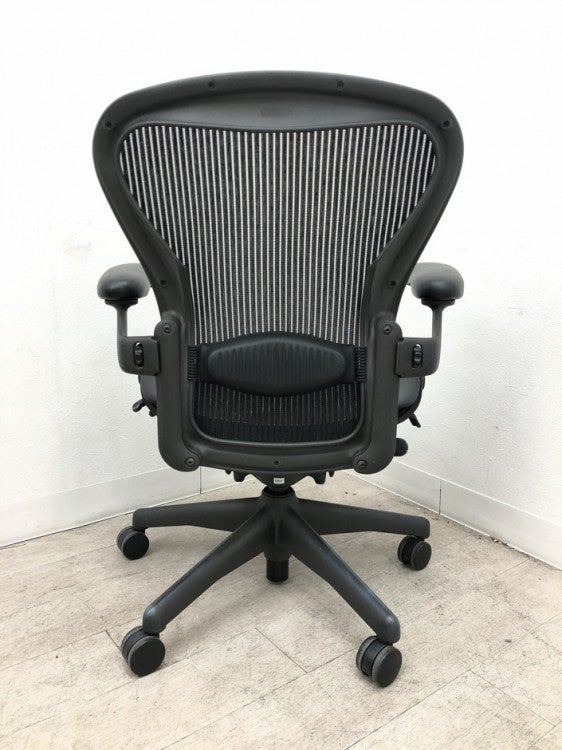 HermanMiller（ハーマンミラー）アーロンチェア 可動肘付アーロンチェア 商品画像4