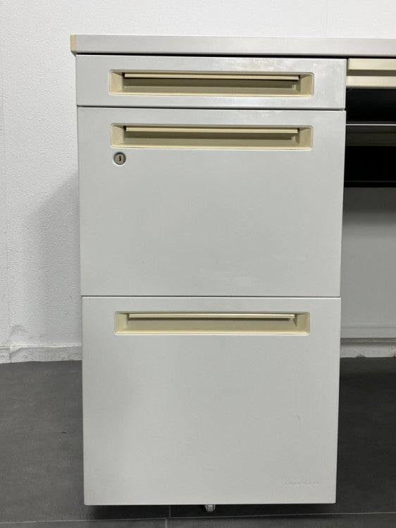 オカムラADVANCE（アドバンス）シリーズ 1600両袖デスク 商品画像6
