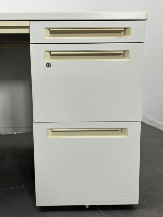 オカムラADVANCE（アドバンス）シリーズ 1600両袖デスク 商品画像11