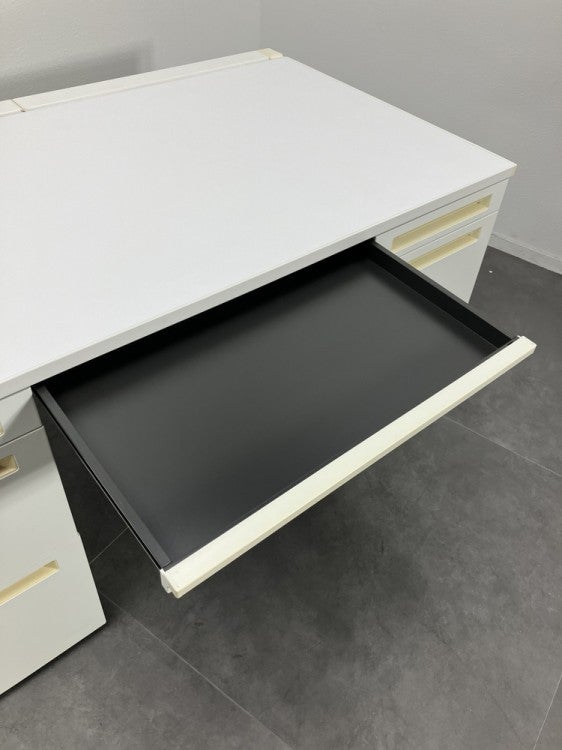 オカムラADVANCE（アドバンス）シリーズ 1400両袖デスク 商品画像10