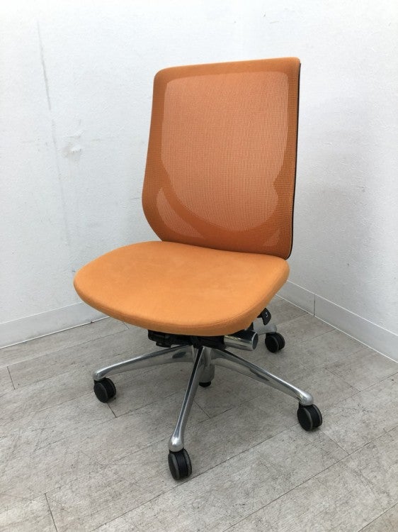 オカムラZephyr(ゼファー)シリーズ ゼファーチェア 商品画像1