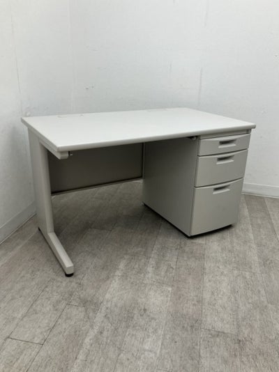 イトーキCZシリーズ 1200片袖デスク 商品画像1