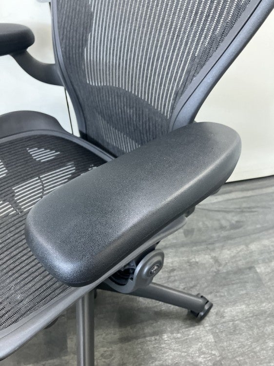 HermanMiller（ハーマンミラー）アーロンチェア 固定肘付アーロンチェア 商品画像12