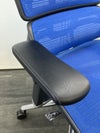 エルゴヒューマン可動肘付ベーシックチェア 商品画像9