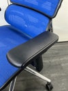 エルゴヒューマン可動肘付ベーシックチェア 商品画像11