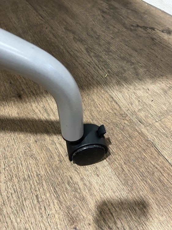 トヨスチール平行スタックテーブル 商品画像7