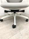 オカムラSylphy(シルフィー)チェア 可動肘付シルフィーチェア 商品画像14