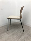 オカムラスイープシリーズ スタッキングチェア 商品画像3