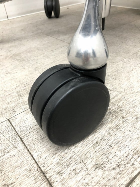 オカムラSabrina(サブリナ)シリーズ サブリナチェア 商品画像12